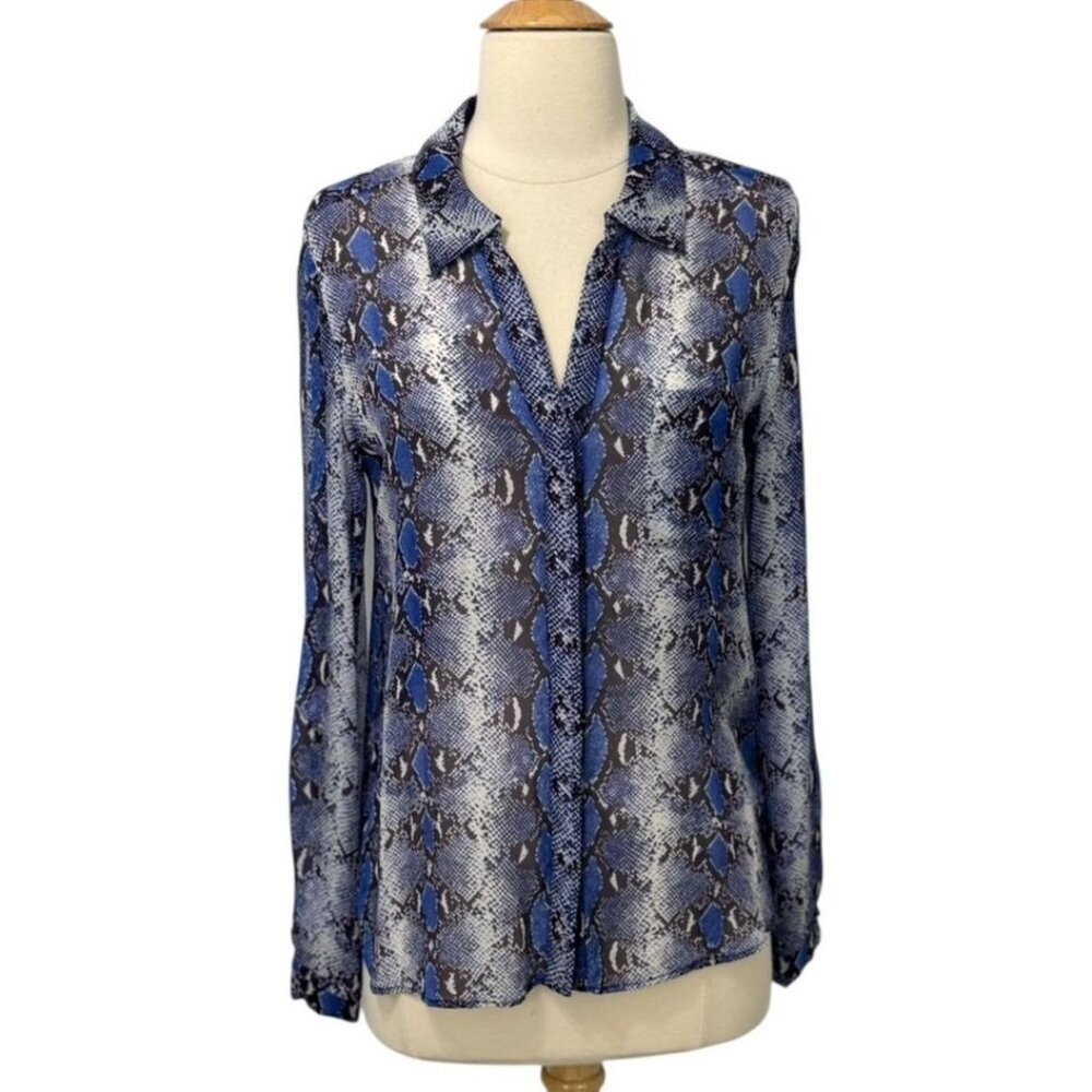 Diane von Furstenberg DVF Silk Blouse Lorelei Snakeskin Print Blue Purple Size 6